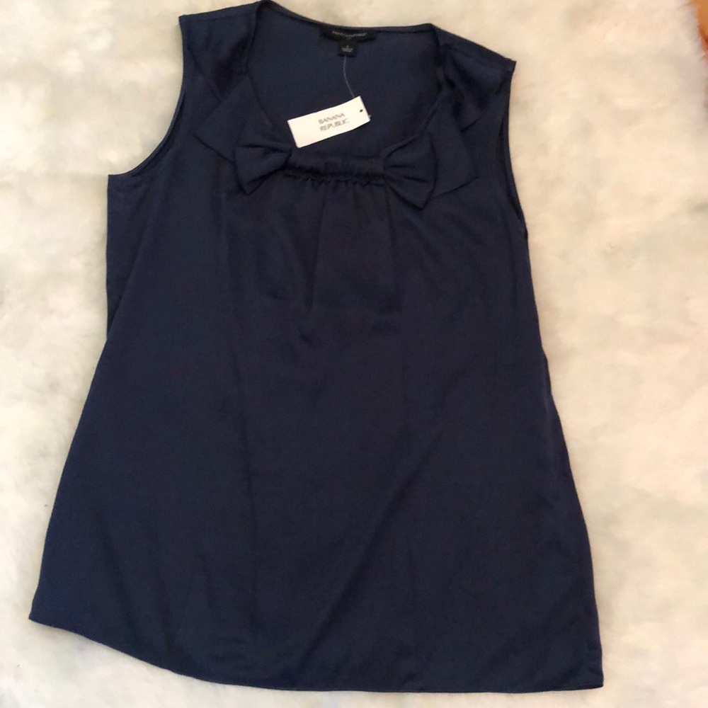 Banana Republic Bow Front Sleeveless Blouse